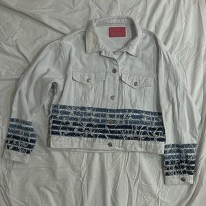 SIGNATURE Denim Distressed Jacket